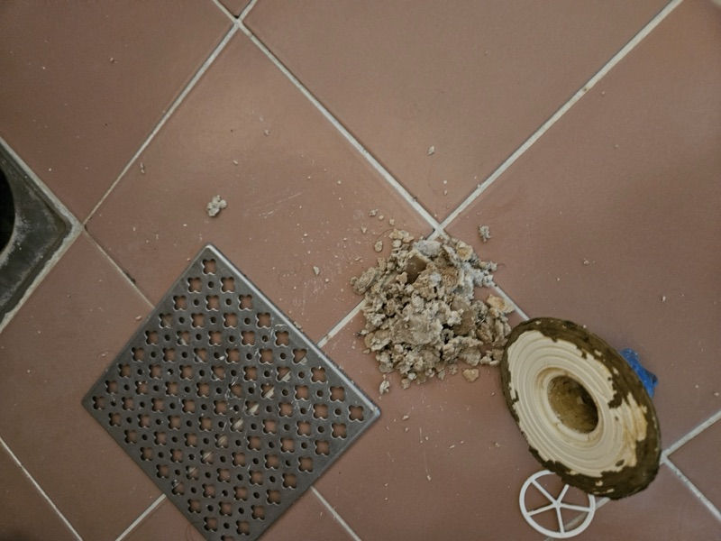 하수구 이물질 제거